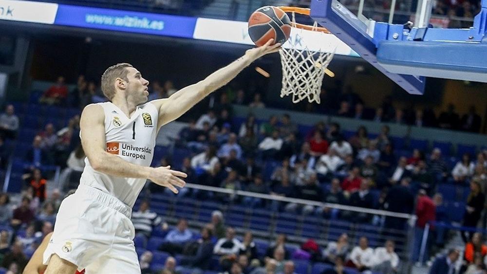 Real Madrid, Fabien Causeur ile 3 yıllık sözleşme yeniledi 