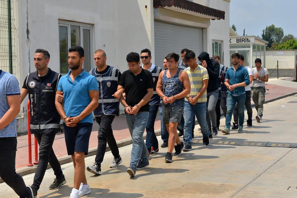 FETÖ operasyonunda gözaltına alınan 41 kişi Adana