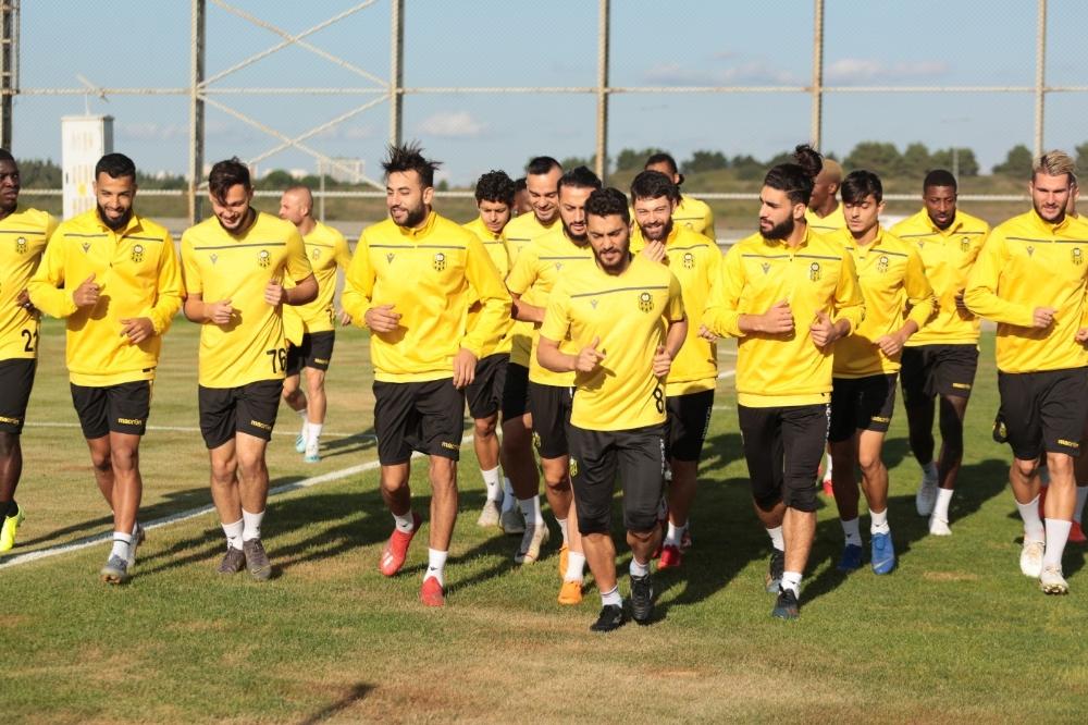 Yeni Malatyaspor Partizan maçı kadrosunu UEFA