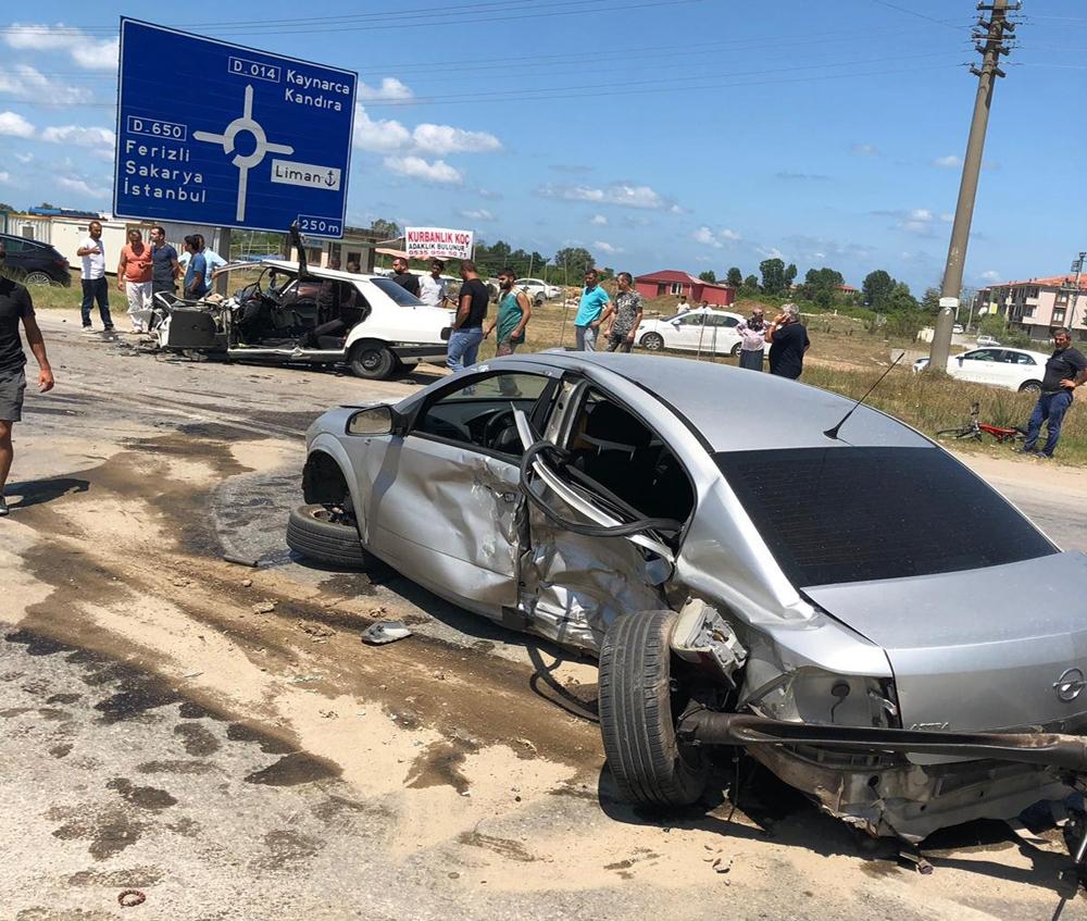 Önündeki aracı geçmek isterken faciaya sebep oldu: 1 ölü, 3 yaralı