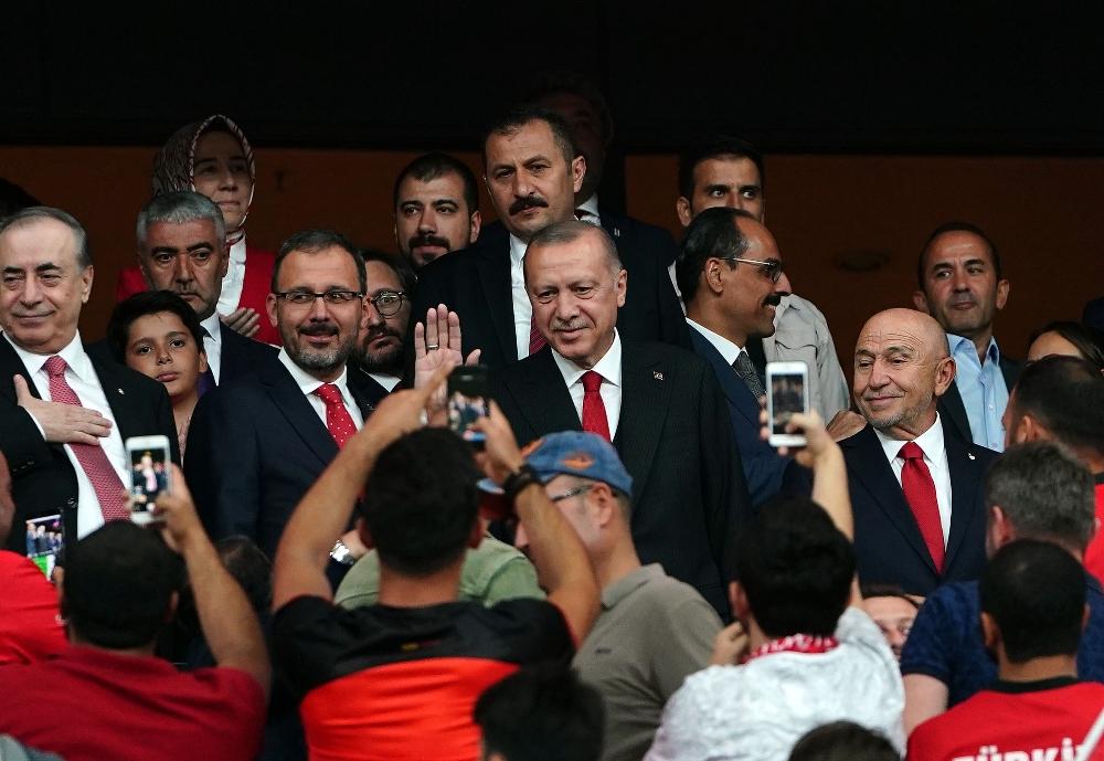 Cumhurbaşkanı Erdoğan onları yalnız bırakmadı