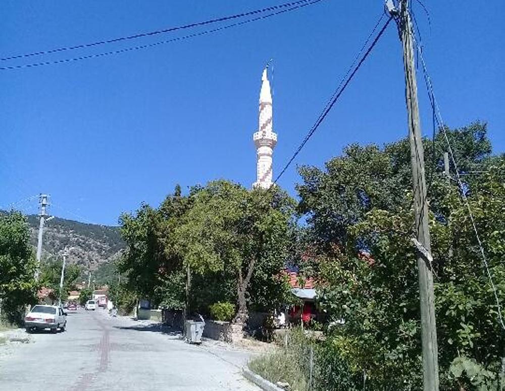Depremde caminin minaresi kaydı 