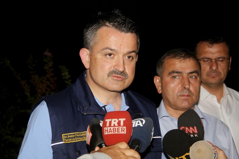 Bakan Pakdemirli: “Yangında mahsur kalan 5 personelin sağlık durumu iyi” 