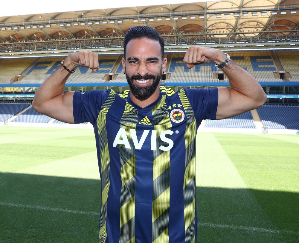 Adil Rami resmen Fenerbahçe