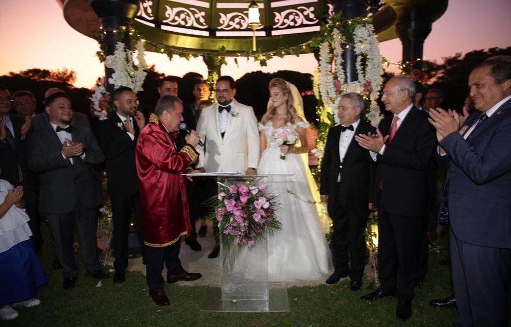 Kılıçdaroğlu nikah şahidi oldu