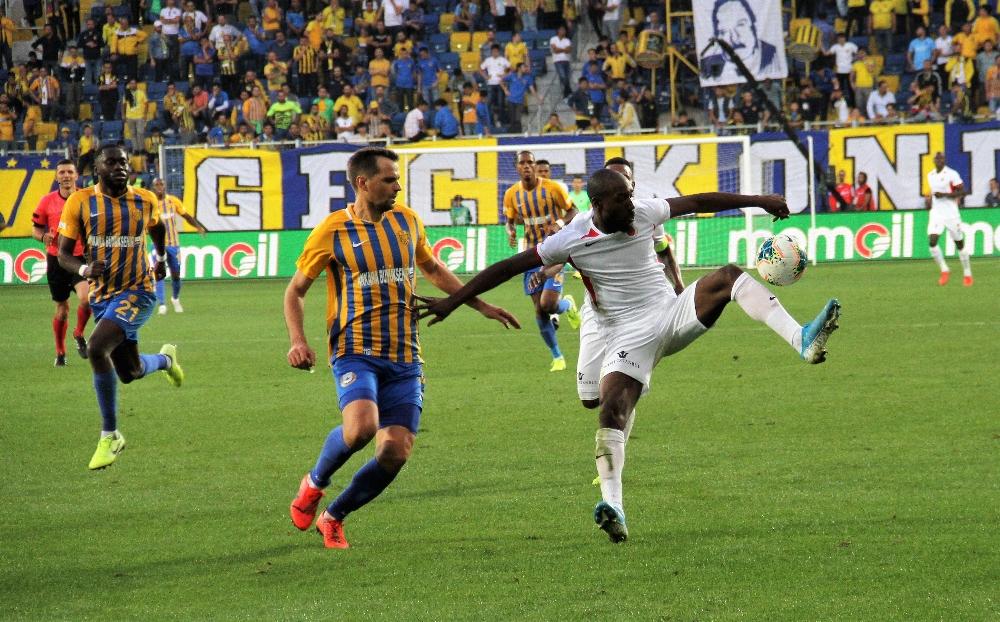 Süper Lig: MKE Ankaragücü: 2 - Gençlerbirliği: 1 (Maç Sonucu)