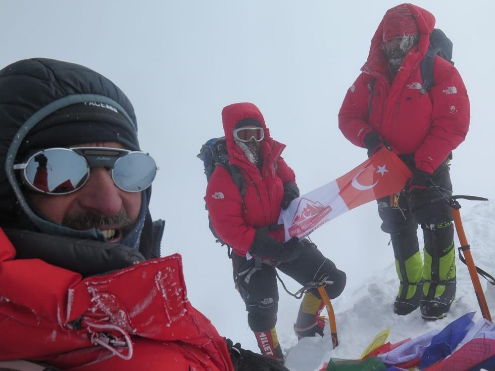 Türk Dağcılar 8058 metrelik Gasherbrum 1 Dağı