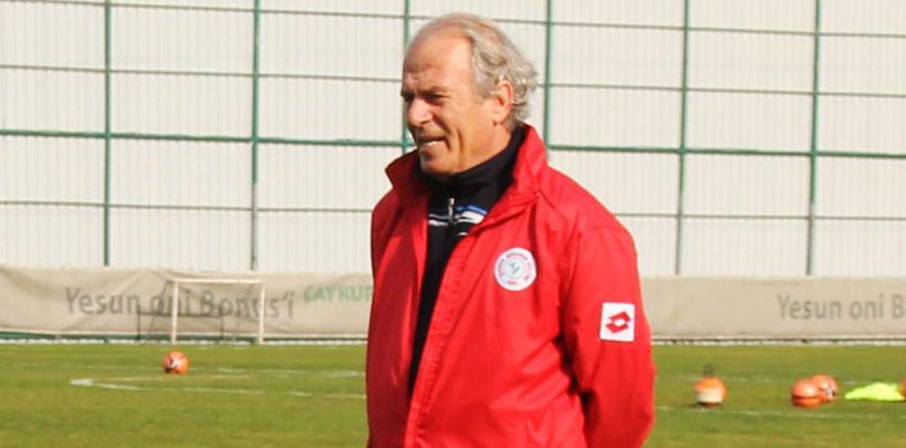 Mustafa Denizli istifa etti