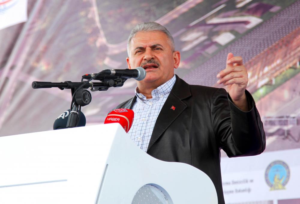 Binali Yıldırım'dan 'sosyal medya' açıklaması