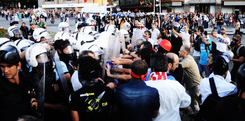 Taksim'de 'Lice' gözaltıları