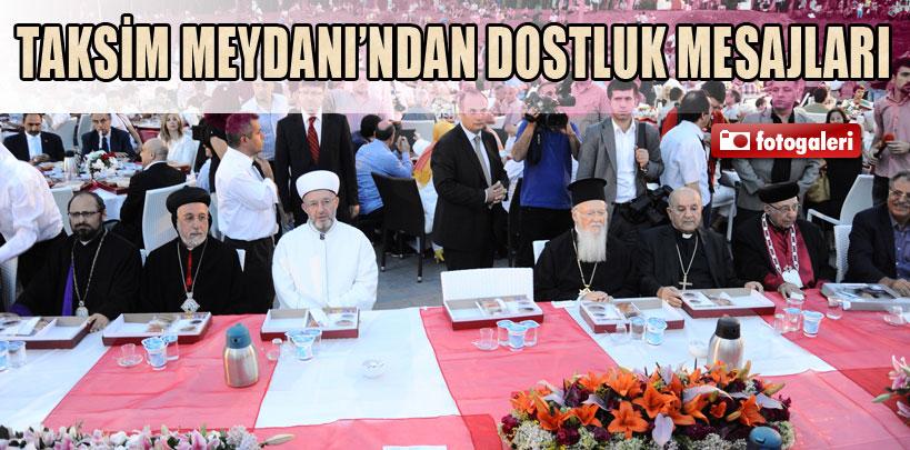 Taksim Meydanı'nda iftar