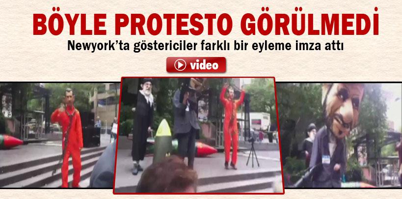 Suriye'de yaşanan kimyasal katliama Newyork'ta ilginç protesto