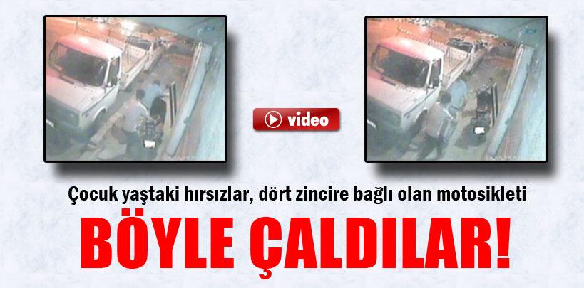 Bağcılar'da zincire bağlı motosikleti çaldılar