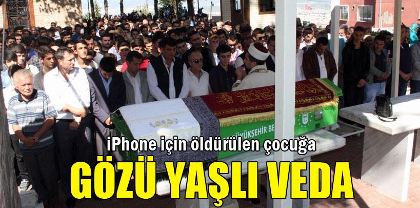 Cep telefonu için öldürülen liseli Batuhan'a gözü yaşlı veda