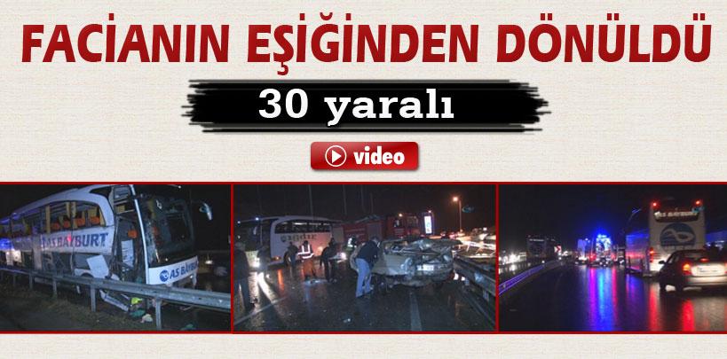 Başkent'te zincirleme trafik kazası, 30 yaralı