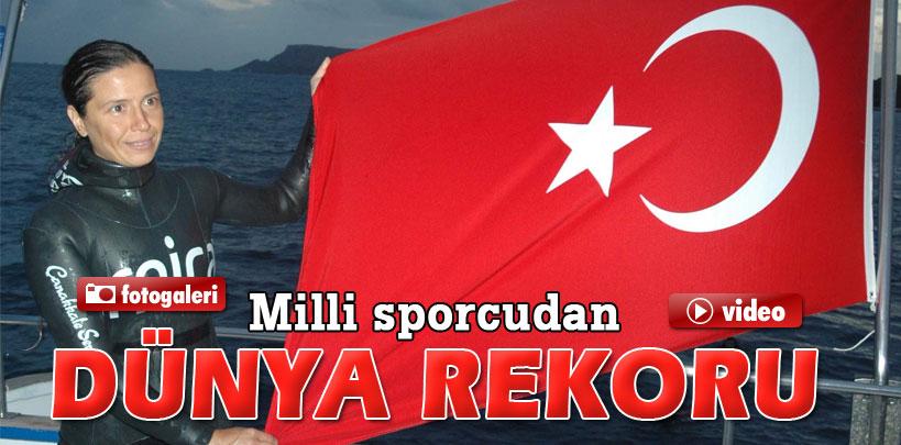 Milli sporcu Derya Can'dan dünya rekoru