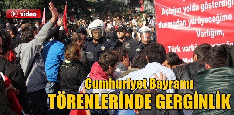 Bursa'da Cumhuriyet Bayramı törenlerinde gerginlik