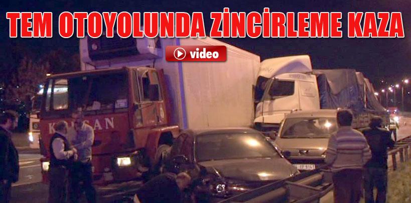 TEM otoyolunda devrilen TIR, zincirleme kazaya yol açtı